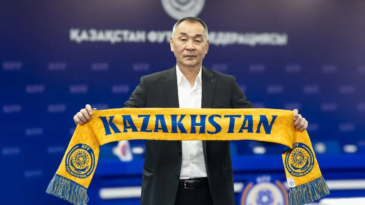 Байсуфинов остался тренером сборной Казахстана: известны детали нового контракта