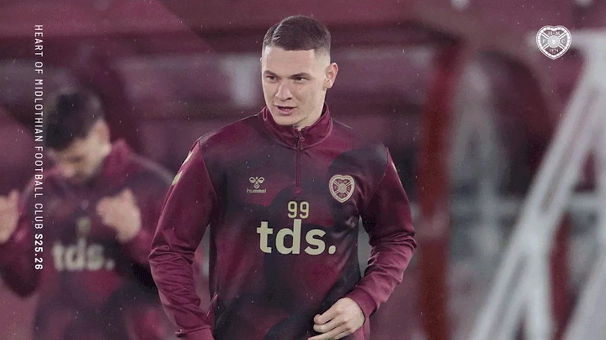 Чесноков дебютировал за Хартс: лидер чемпионата Шотландии укрепил позиции