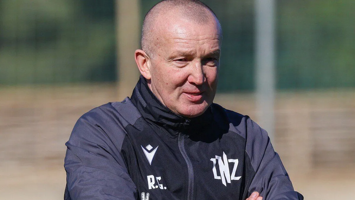 Украинский тренер снова едет в Казахстан: специалист ведет переговоры с новым клубом