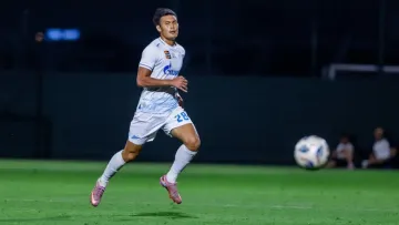 Тревожный сигнал: капитан сборной Казахстана получил травму