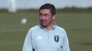 Тренер из Казахстана отказался возглавить российскую команду: специалиста смутили финансы клуба