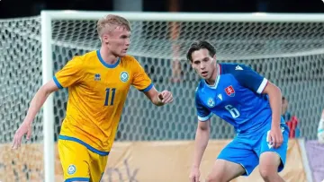 Шансы на чемпионат Европы минимальны: сборная Казахстана проиграла Словакии