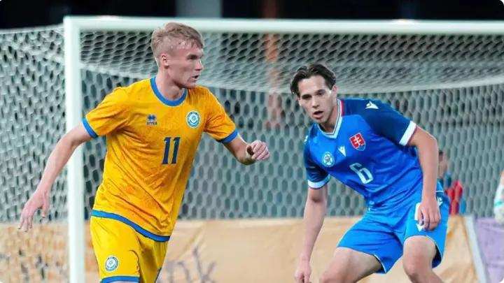 Шансы на чемпионат Европы минимальны: сборная Казахстана проиграла Словакии