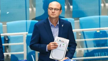 Неожиданный поворот: Барыс расстался с авторитетным тренером