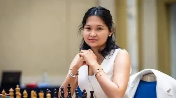 Сенсация в Пафосе: Асаубаева обыграла вторую шахматистку мира