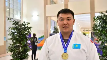 Менее четырех секунд: казахстанский дзюдоист установил мировой рекорд скорости