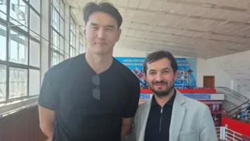 После запрета на въезд в Россию: Сабуров удивил появлением на боксерском турнире в Казахстане